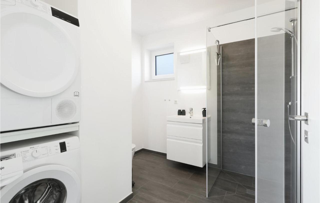 Stunning Apartment In Lembruch-Duemmer See Extérieur photo